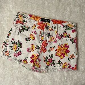 Like new girls floral Jordache cotton shorts 10